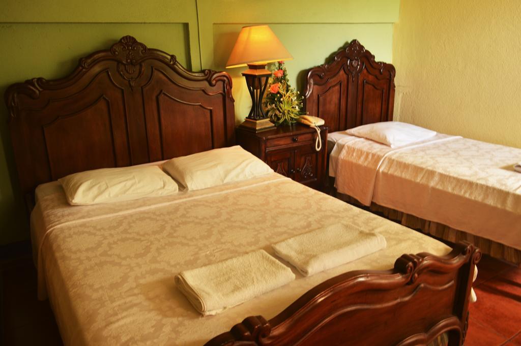 Hotel Real León Eksteriør bilde